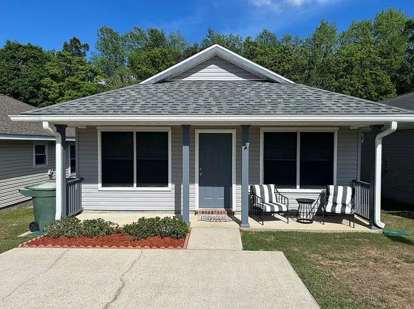 1143 Brownfield Rd, Pensacola, FL 32526