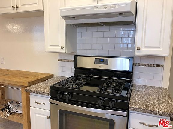 5th image of 344 S Spalding Dr APT 2