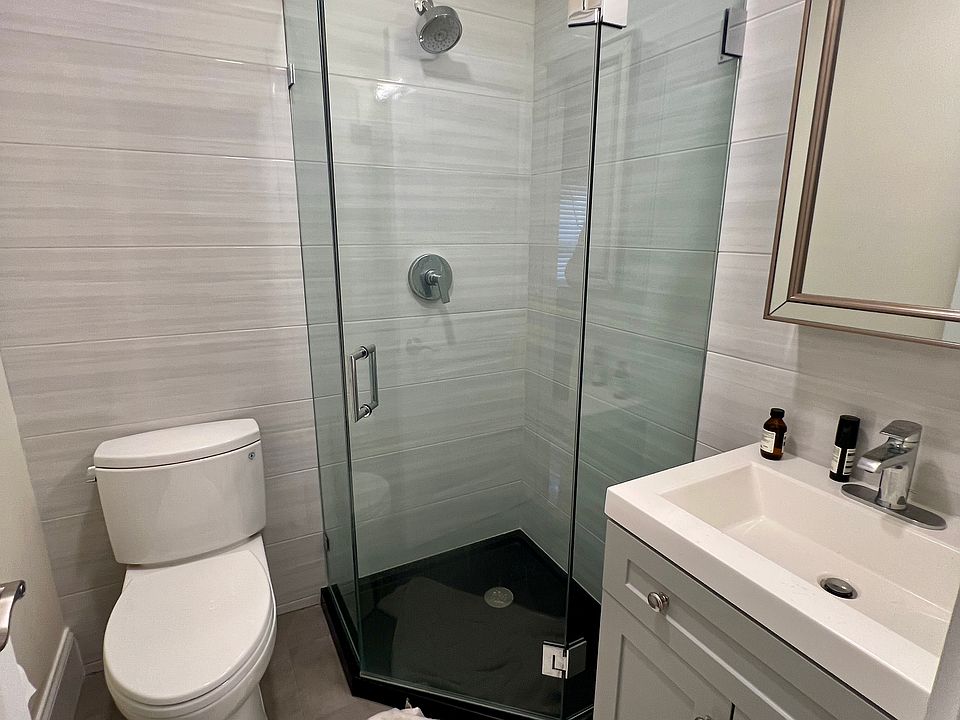 1st image of 79 Westland Ave #18