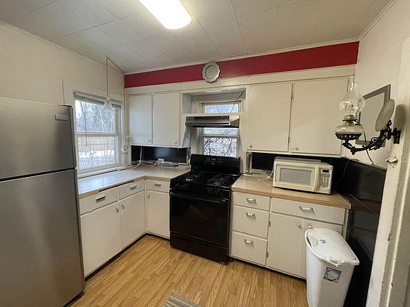 3rd image of 2812 WATER STREET