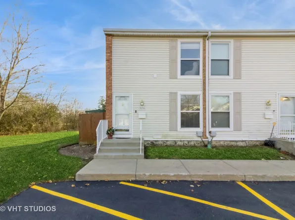 1939 Kenilworth Cir, Hoffman Estates, IL 60169