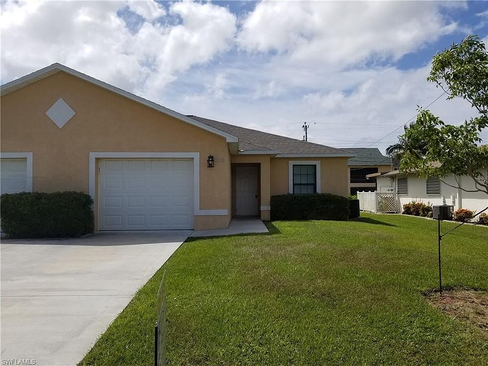 1st image of 1428 SW 47th Ter