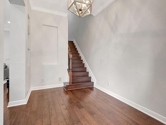 5th image of 8302 NW 8th Way #8302