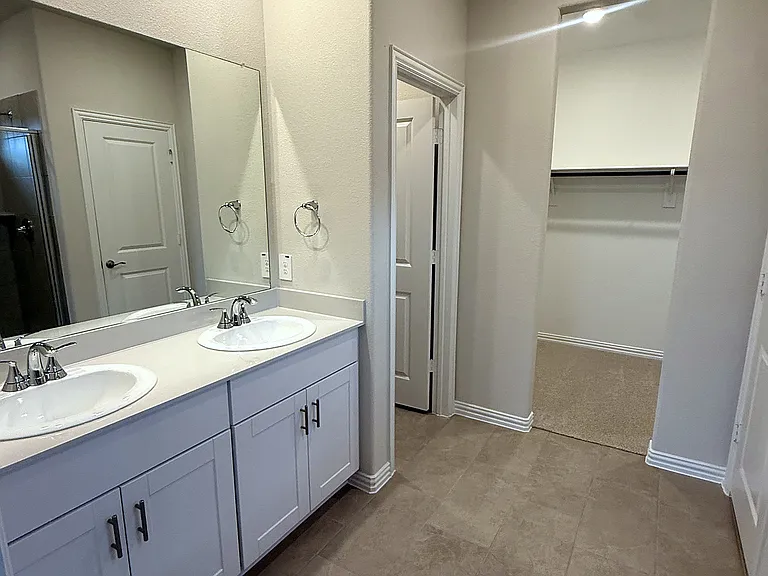 1126 Old Stead Dr — Photo 11