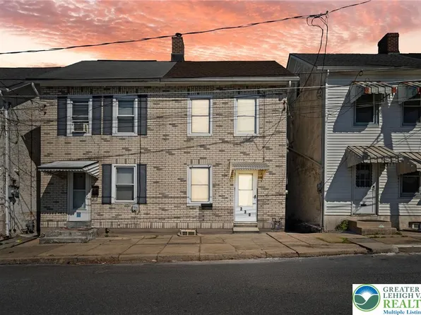 230 Peach St, Catasauqua, PA 18032