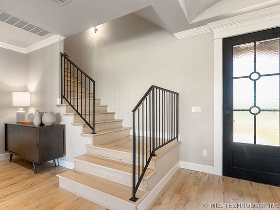 3rd image of 17401 S 52nd East Ave