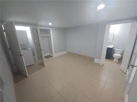 3rd image of 3516 Elysian Fields Ave #1