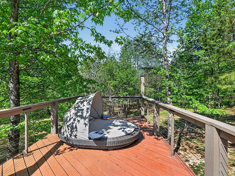 1625 River Bluffs Dr — Photo 9