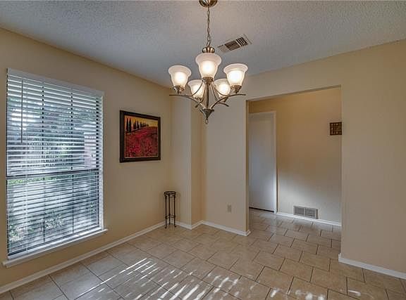 4th image of 4107 Orchard Hill Dr