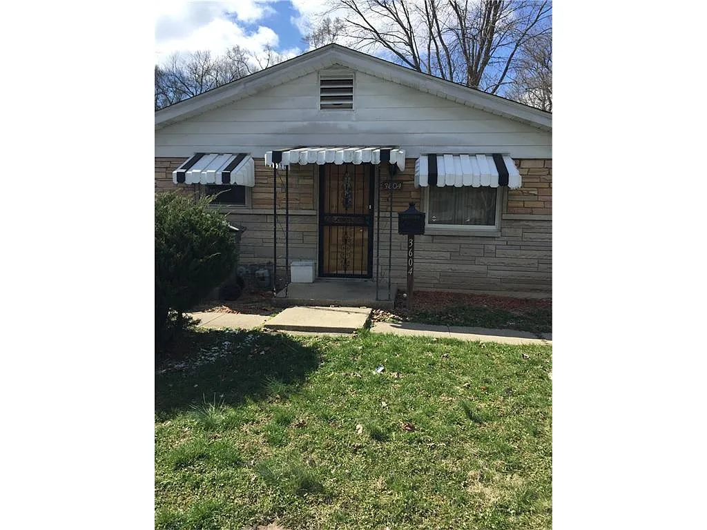 3604 Caroline Ave photo 1