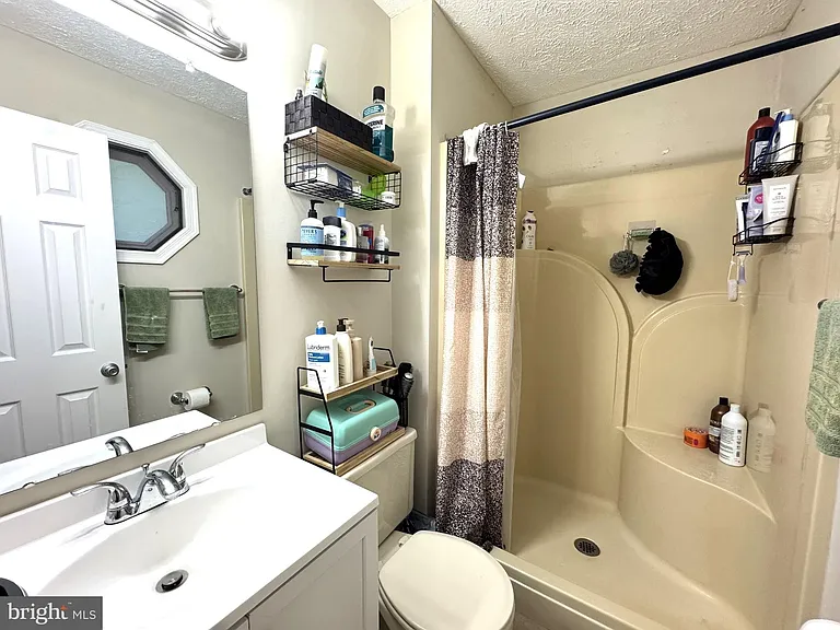 13 McNeil Ct — Photo 19