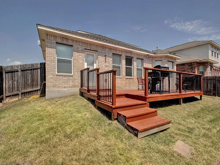 15104 Fernhill Dr — Photo 19