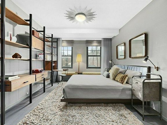 5th image of 45 Christopher St APT 6C