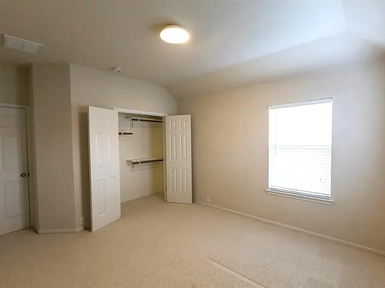 2511 Sun Spot Ln — Photo 16