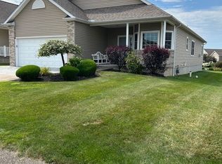 6245 Hayfield Cir, Erie, PA 16509