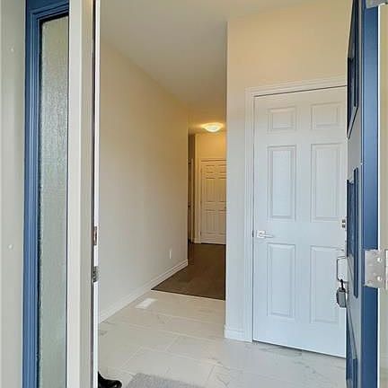 3rd image of 88 Athabaska Dr
