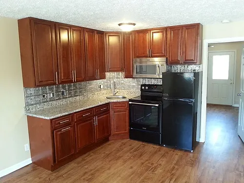 27 Rolling Pines Dr #27 Photo 1