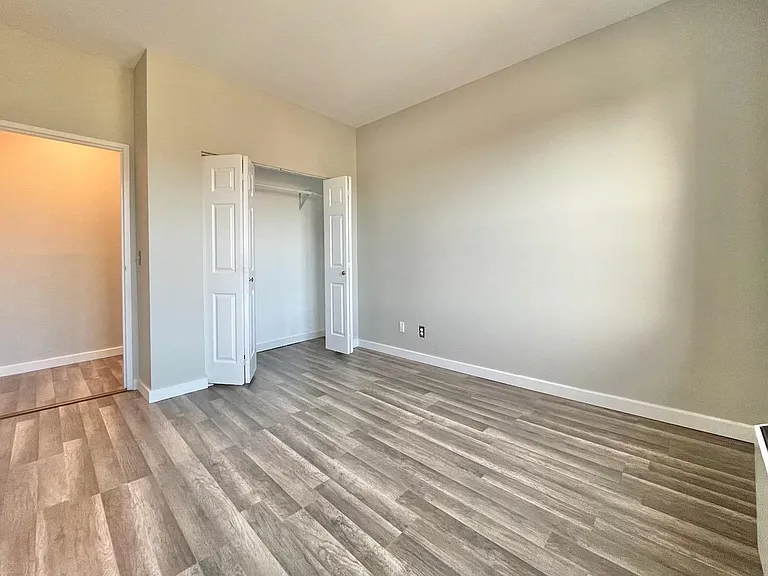 43-49 Van Wagenen Ave #4B — Photo 17