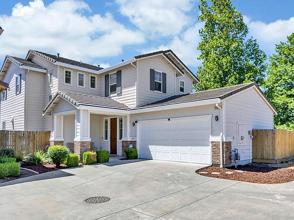 3rd image of 1849 Bella Vista Drive