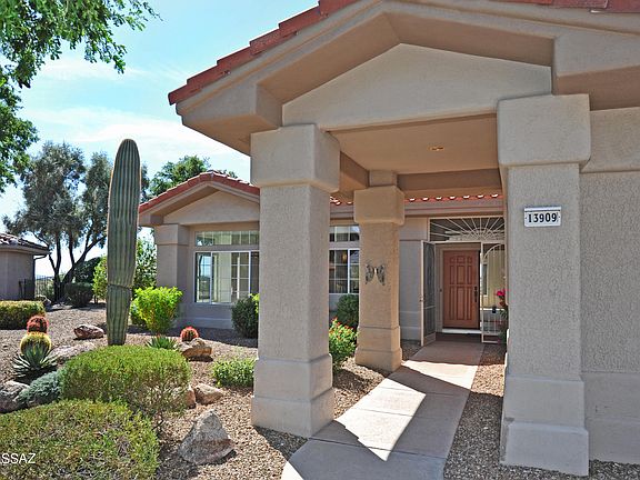 3rd image of 13909 N Desert Butte Dr