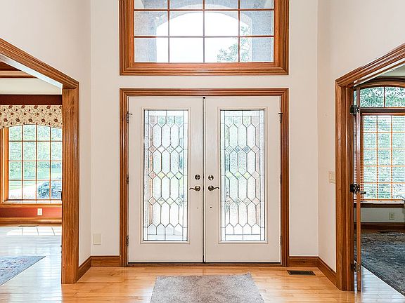 3rd image of 10864 Waterbury Ridge Ln