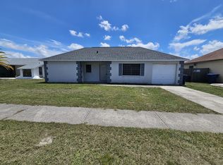 1118 Greenlea Dr, Holiday, FL 34691