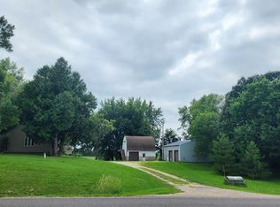 27955 880th Ave, Austin, MN 55912