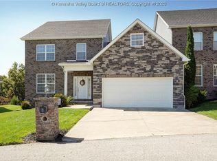 122 Mountain Highland Rdg, South Charleston, WV 25309