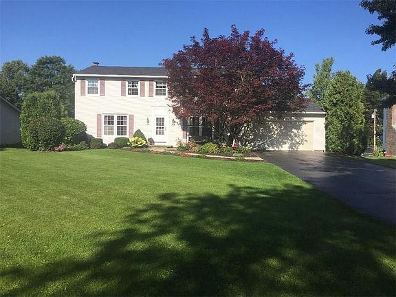 2nd image of 55 Charleswood Dr