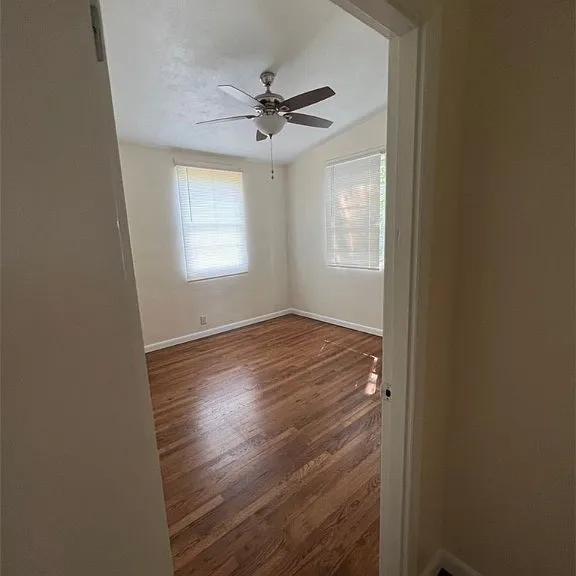 172 Hart Ave — Photo 15