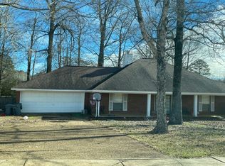 425 Busick Well Rd, Brandon, MS 39042