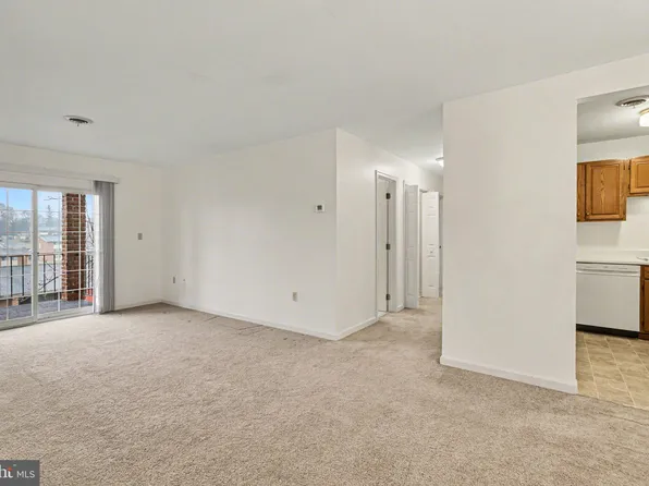 298 Colonial Rd APT 7, Harrisburg, PA 17109