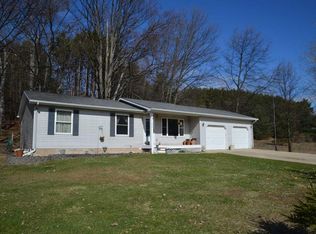 12000 Cabin Ln, Rapid City, MI 49676