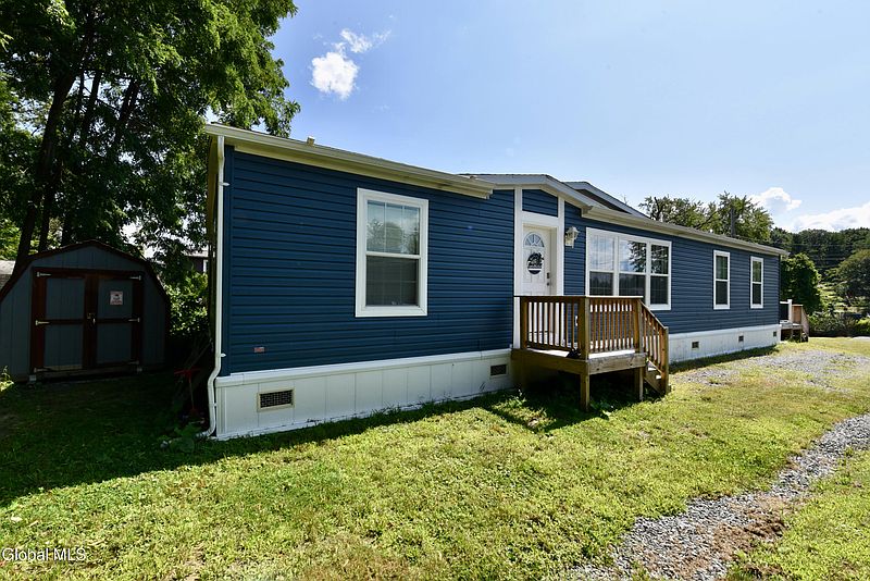 3rd image of 15 Haines Street