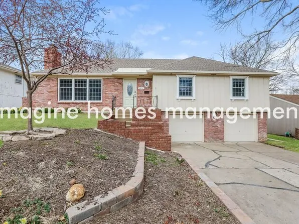 9612 W 93rd St, Overland Park, KS 66212