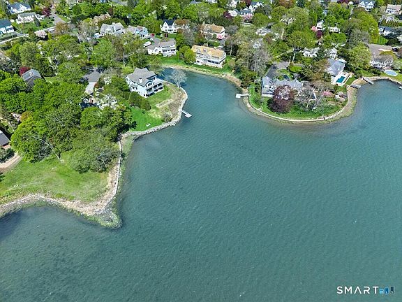 3rd image of 8 Seagate Road
