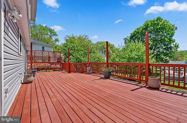 13604 Wisteria Dr — Photo 15
