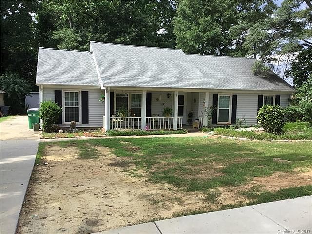 1st image of 2449 Knickerbocker Dr