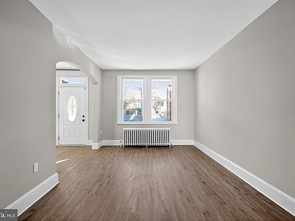 2nd image of 909 Decatur St NW