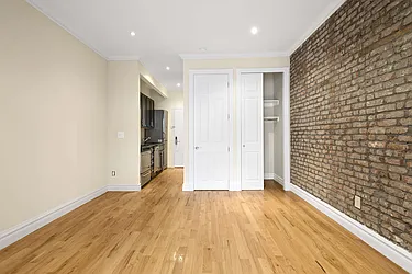 Rented by Cooper & Cooper Real Estate