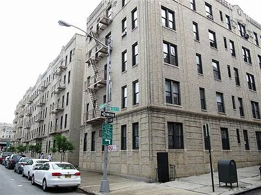 Rented by Stribling | media 4