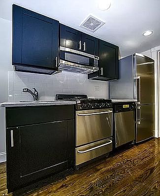 3rd image of 39 E 1st St #F1