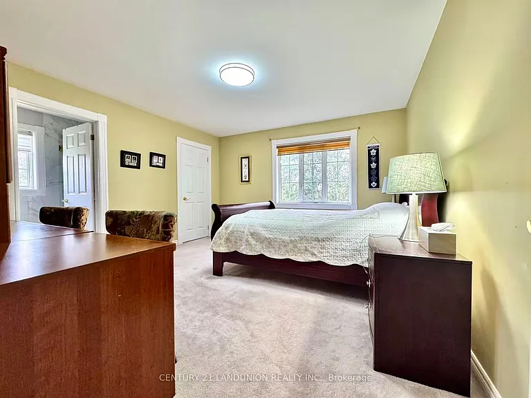 5 Dafoe Ct — Photo 19
