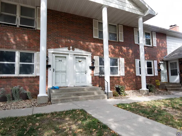 2024 Greenbriar Dr, Emporia, KS 66801