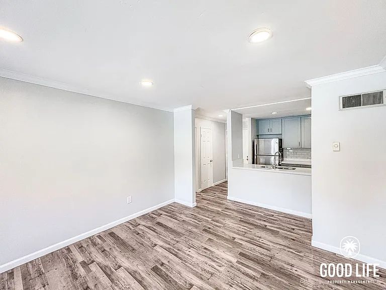 3440 Lebon Dr #4118 — Photo 4