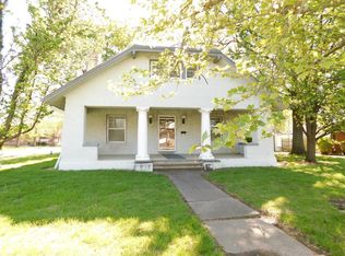 15 N Buckeye St, Iola, KS 66749