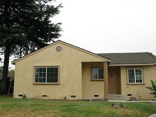 Front of Luce Place