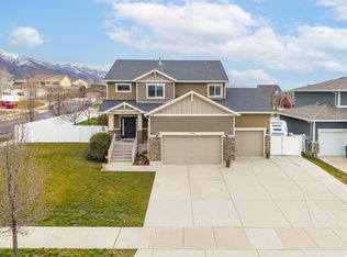1368 E 275 S, Layton, UT 84040