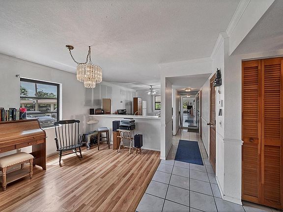 4th image of 175 Kings Hwy APT 1018