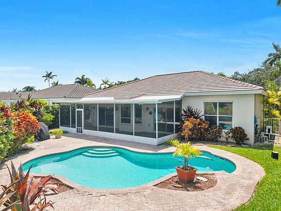 3rd image of 2325 NW 186th Avenue